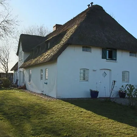 Poppenbuell Thatched House Osterhever